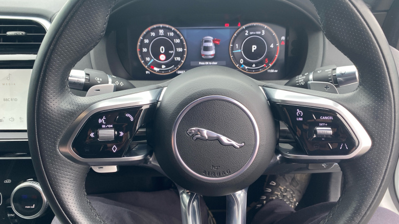 Jaguar XE 2.0 D200 R-Dynamic SE 4dr Auto Diesel Saloon